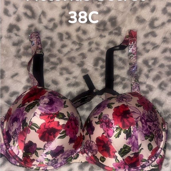 Victoria’s Secret bling bra - Picture 1 of 2